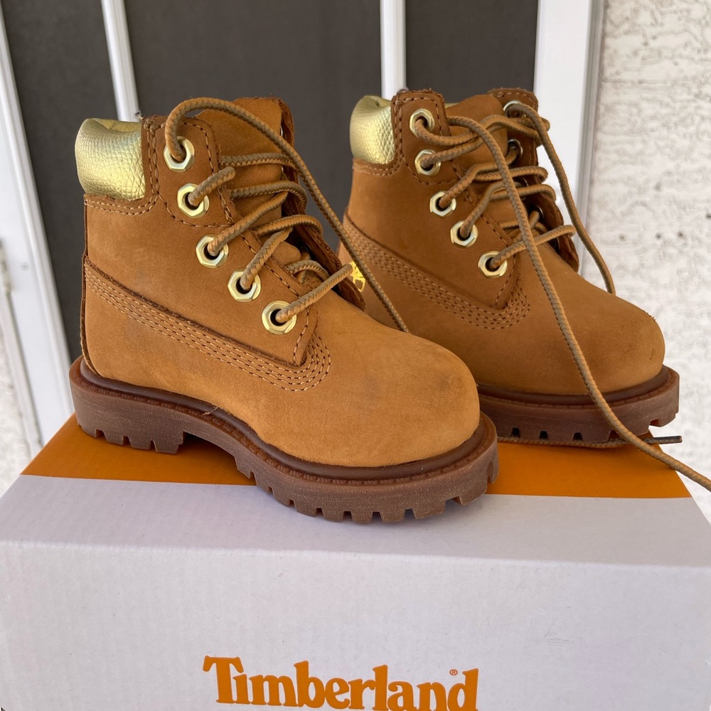 Size 4c infant timberland boot